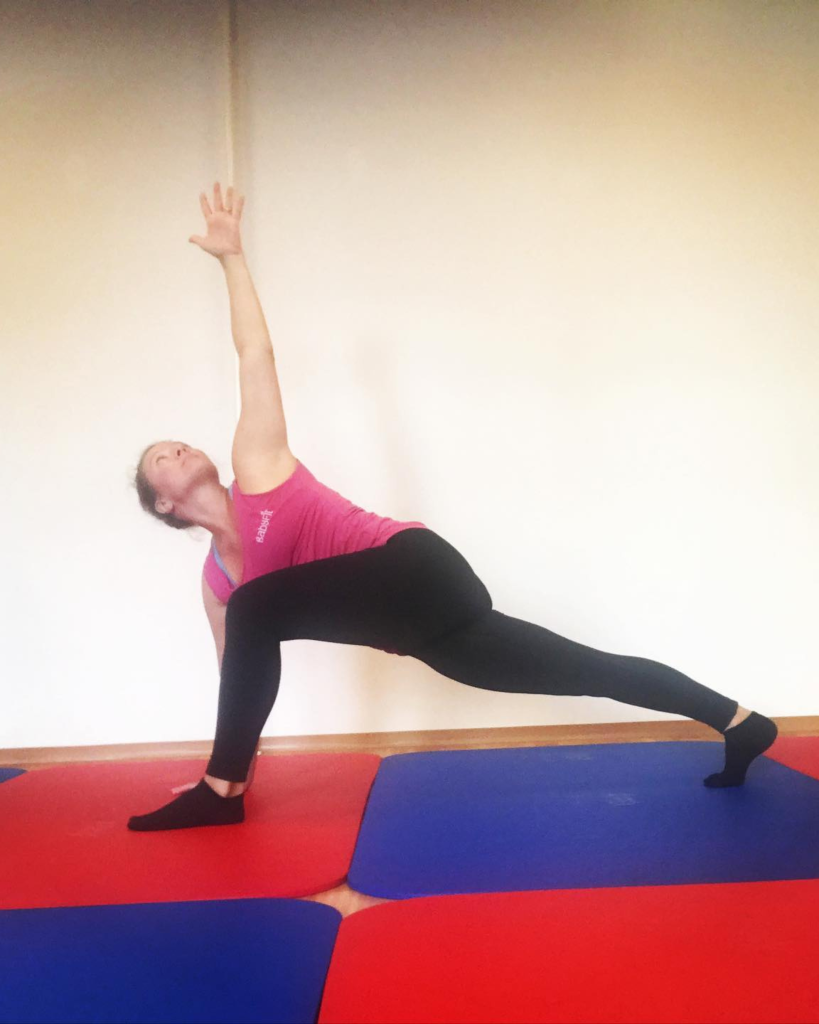 Poporodna vadba za mamice z dojenčki ali brez pilates s katjo
